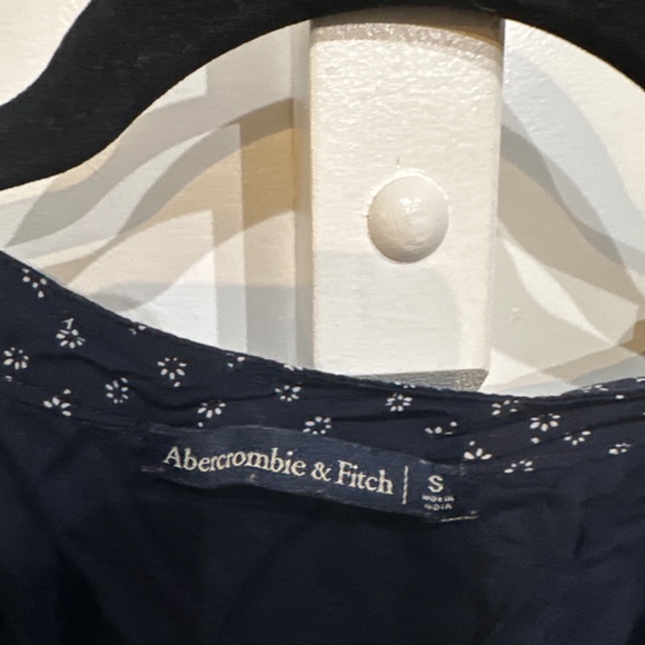 Summer dress by Abercrombie & Fitch - Picture 3 of 4